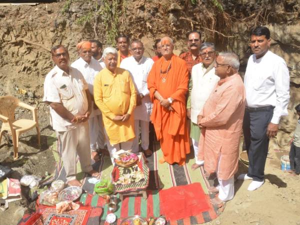 VHP Laid the Foundation of Ashok Singhal Bhawan in Udaipur, Kataria and Nimbaram Laid the Foundation Stone